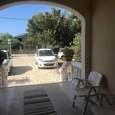 Aristidis Apartments Agios Georgios  Zewnętrze zdjęcie