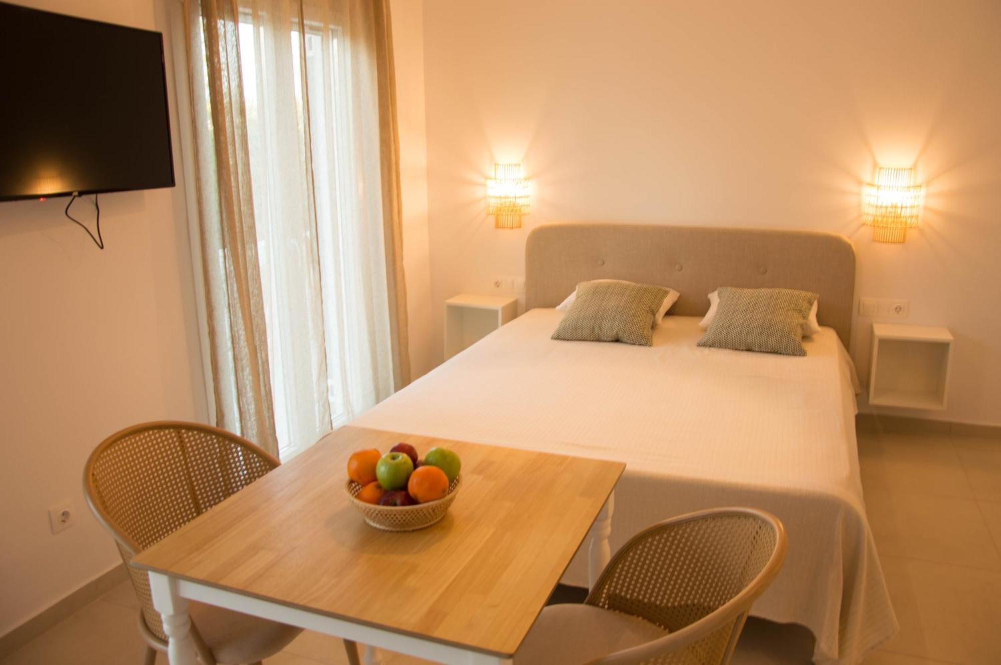 Aristidis Apartment *